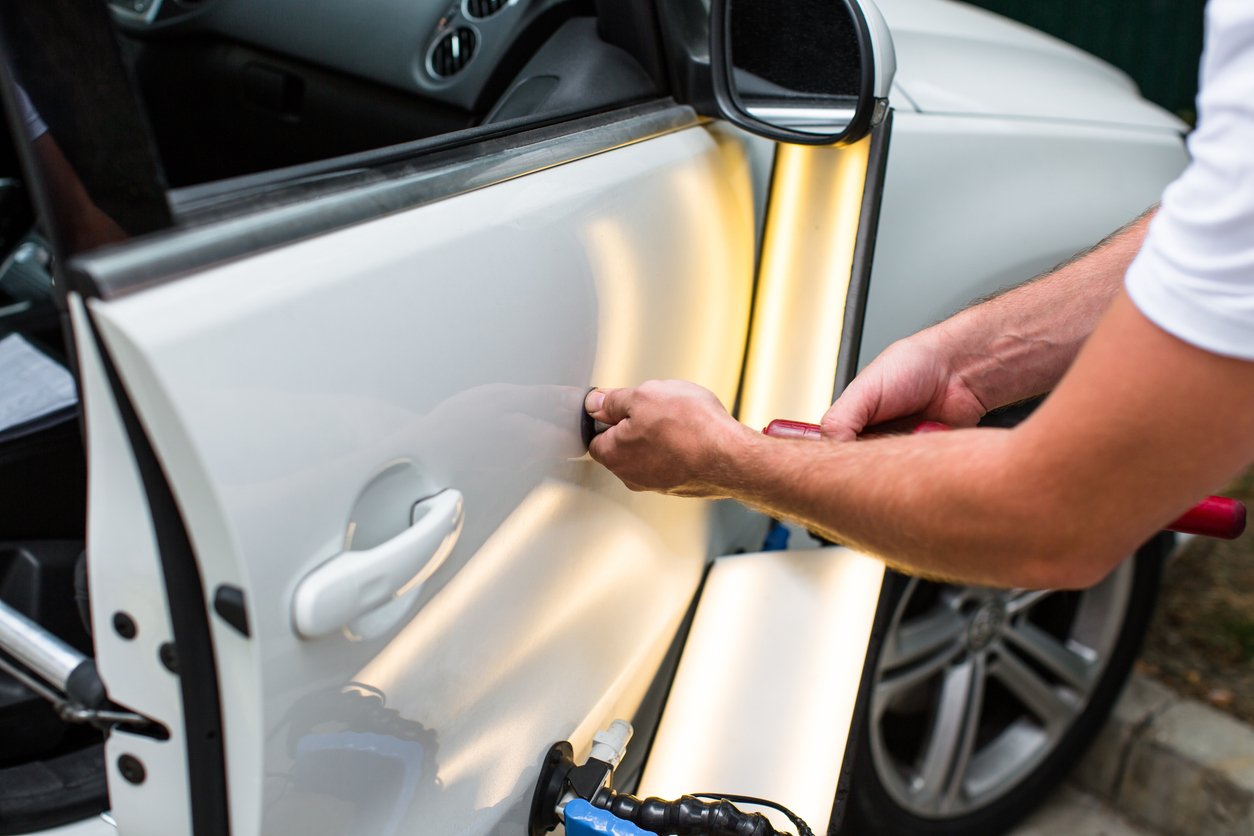 Car denting and painting in Abu Dhabi